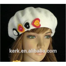 2015 nouveau chapeau de bérets personnalisés en hiver en peluche